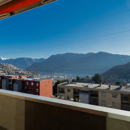 Апартаменты Two Bedrooms Ac Lake View By Rentallcomo